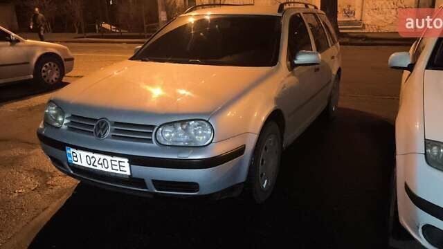 Сірий Фольксваген Гольф, об'ємом двигуна 1.6 л та пробігом 283 тис. км за 4999 $, фото 1 на Automoto.ua