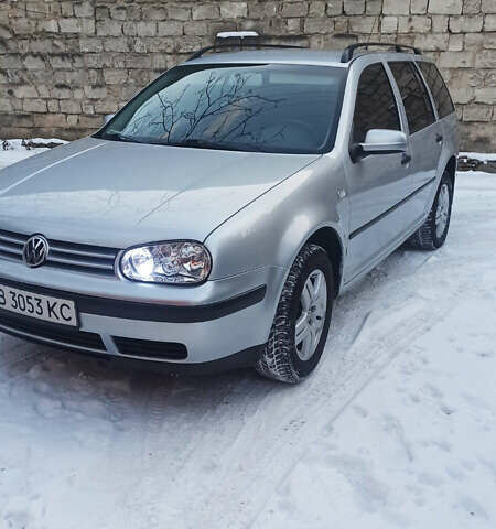 Серый Фольксваген Гольф, объемом двигателя 1.6 л и пробегом 260 тыс. км за 3900 $, фото 1 на Automoto.ua