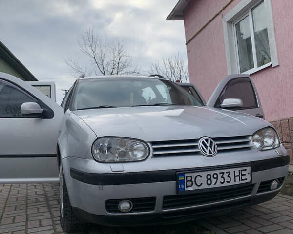 Сірий Фольксваген Гольф, об'ємом двигуна 1.6 л та пробігом 300 тис. км за 3300 $, фото 1 на Automoto.ua