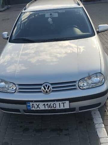 Сірий Фольксваген Гольф, об'ємом двигуна 1.39 л та пробігом 250 тис. км за 3300 $, фото 1 на Automoto.ua