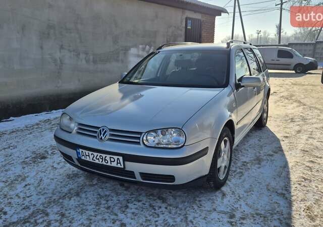 Серый Фольксваген Гольф, объемом двигателя 1.4 л и пробегом 224 тыс. км за 3350 $, фото 1 на Automoto.ua
