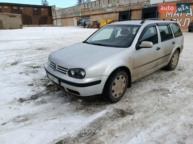 Серый Фольксваген Гольф, объемом двигателя 1.6 л и пробегом 300 тыс. км за 2900 $, фото 1 на Automoto.ua