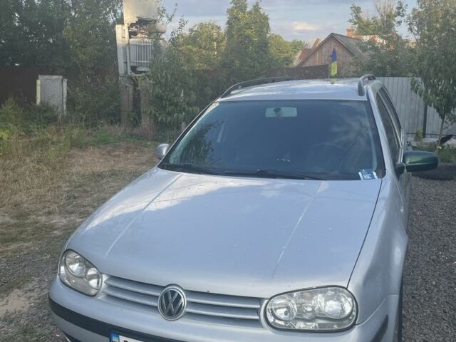 Серый Фольксваген Гольф, объемом двигателя 1.4 л и пробегом 405 тыс. км за 3200 $, фото 1 на Automoto.ua