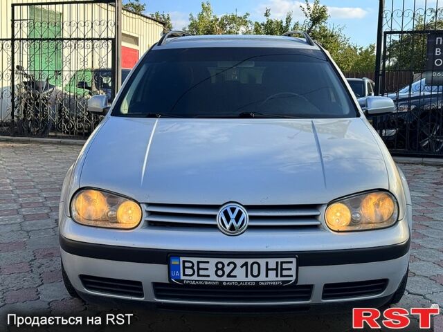 Сірий Фольксваген Гольф, об'ємом двигуна 1.6 л та пробігом 319 тис. км за 3899 $, фото 1 на Automoto.ua