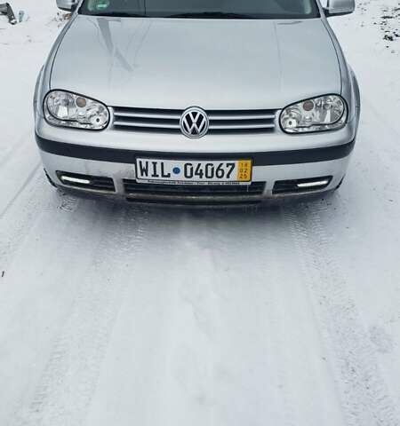 Серый Фольксваген Гольф, объемом двигателя 1.4 л и пробегом 178 тыс. км за 3999 $, фото 1 на Automoto.ua