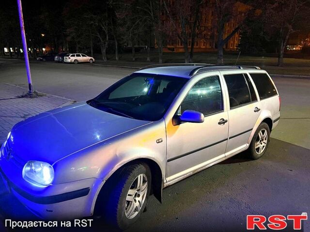 Сірий Фольксваген Гольф, об'ємом двигуна 1.6 л та пробігом 258 тис. км за 3700 $, фото 1 на Automoto.ua