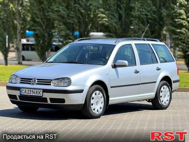 Серый Фольксваген Гольф, объемом двигателя 1.9 л и пробегом 277 тыс. км за 4900 $, фото 1 на Automoto.ua