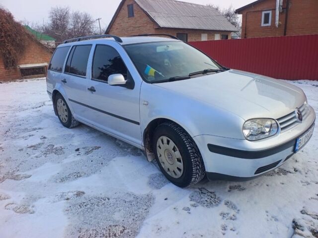 Серый Фольксваген Гольф, объемом двигателя 1.6 л и пробегом 268 тыс. км за 4750 $, фото 1 на Automoto.ua