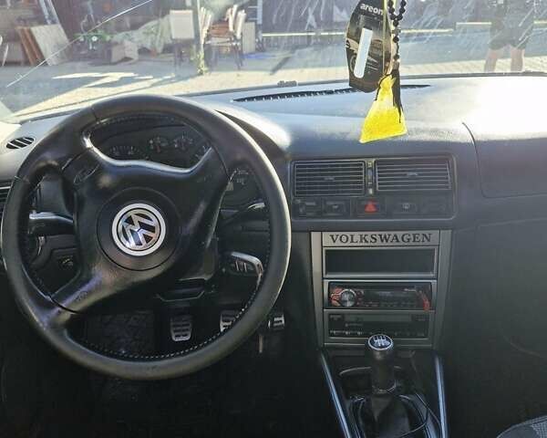 Сірий Фольксваген Гольф, об'ємом двигуна 1.4 л та пробігом 258 тис. км за 4350 $, фото 1 на Automoto.ua