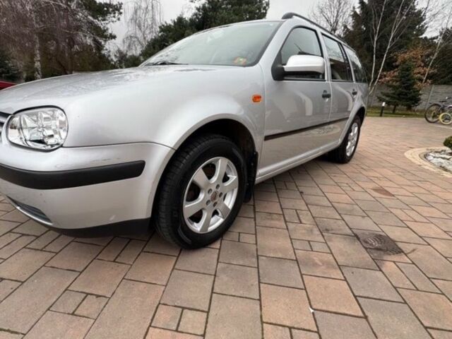 Серый Фольксваген Гольф, объемом двигателя 1.4 л и пробегом 238 тыс. км за 4199 $, фото 1 на Automoto.ua