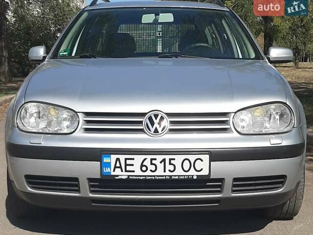 Серый Фольксваген Гольф, объемом двигателя 1.6 л и пробегом 243 тыс. км за 5300 $, фото 1 на Automoto.ua