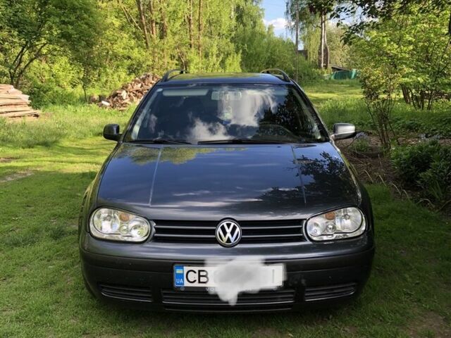 Серый Фольксваген Гольф, объемом двигателя 1.6 л и пробегом 272 тыс. км за 4299 $, фото 1 на Automoto.ua