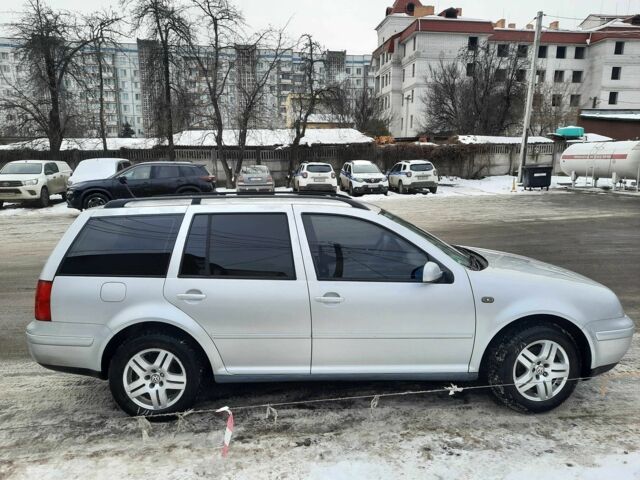 Серый Фольксваген Гольф, объемом двигателя 1.6 л и пробегом 286 тыс. км за 4124 $, фото 1 на Automoto.ua