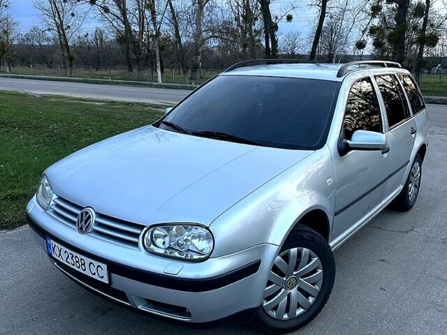 Серый Фольксваген Гольф, объемом двигателя 1.4 л и пробегом 240 тыс. км за 4000 $, фото 1 на Automoto.ua