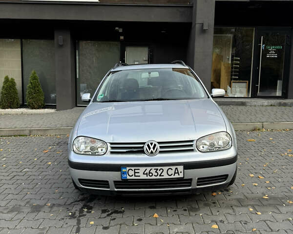 Серый Фольксваген Гольф, объемом двигателя 1.6 л и пробегом 219 тыс. км за 4000 $, фото 1 на Automoto.ua