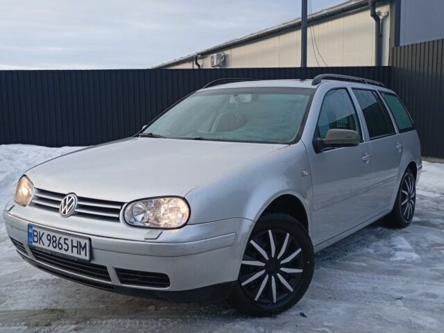 Сірий Фольксваген Гольф, об'ємом двигуна 1.6 л та пробігом 230 тис. км за 3800 $, фото 1 на Automoto.ua