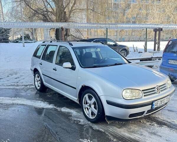 Серый Фольксваген Гольф, объемом двигателя 1.9 л и пробегом 421 тыс. км за 3000 $, фото 1 на Automoto.ua