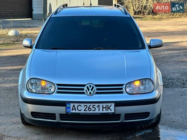 Сірий Фольксваген Гольф, об'ємом двигуна 1.6 л та пробігом 303 тис. км за 4200 $, фото 1 на Automoto.ua