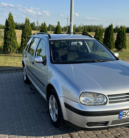 Серый Фольксваген Гольф, объемом двигателя 1.6 л и пробегом 195 тыс. км за 4300 $, фото 1 на Automoto.ua