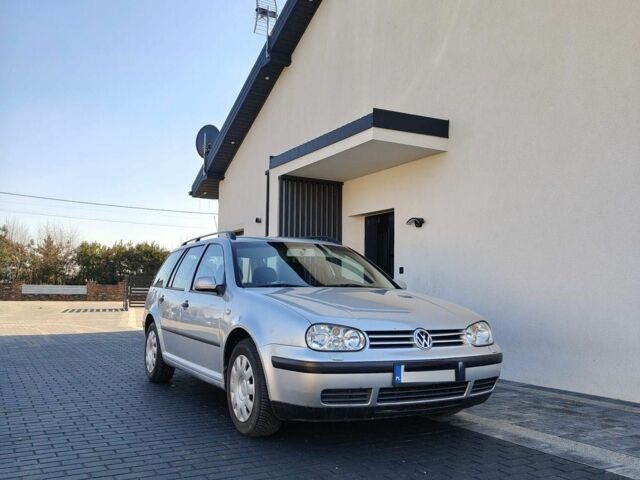 Серый Фольксваген Гольф, объемом двигателя 1.4 л и пробегом 185 тыс. км за 2100 $, фото 1 на Automoto.ua