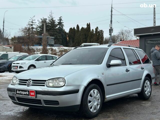 Серый Фольксваген Гольф, объемом двигателя 1.4 л и пробегом 300 тыс. км за 3690 $, фото 1 на Automoto.ua