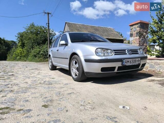 Серый Фольксваген Гольф, объемом двигателя 1.6 л и пробегом 201 тыс. км за 4500 $, фото 1 на Automoto.ua