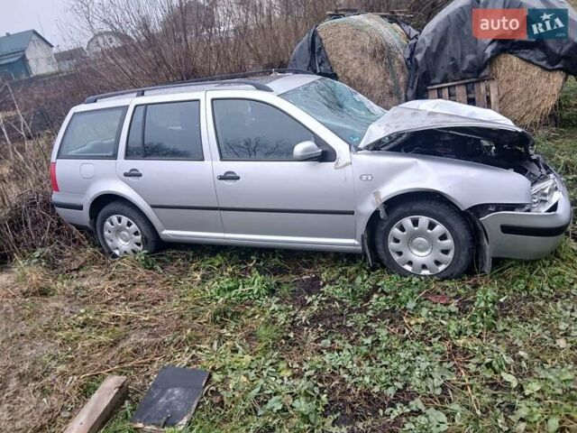 Серый Фольксваген Гольф, объемом двигателя 1.39 л и пробегом 220 тыс. км за 2150 $, фото 1 на Automoto.ua