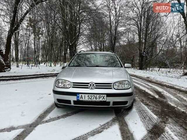 Серый Фольксваген Гольф, объемом двигателя 1.6 л и пробегом 264 тыс. км за 4600 $, фото 1 на Automoto.ua