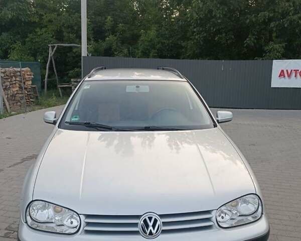 Серый Фольксваген Гольф, объемом двигателя 1.4 л и пробегом 208 тыс. км за 4400 $, фото 1 на Automoto.ua