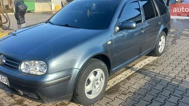 Сірий Фольксваген Гольф, об'ємом двигуна 1.4 л та пробігом 300 тис. км за 3700 $, фото 1 на Automoto.ua