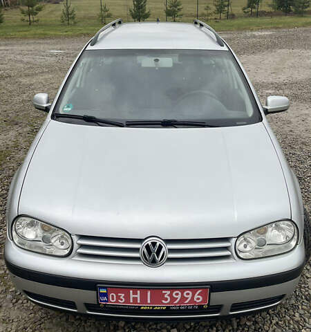 Серый Фольксваген Гольф, объемом двигателя 1.6 л и пробегом 190 тыс. км за 5100 $, фото 1 на Automoto.ua