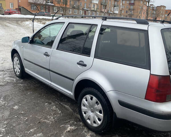 Серый Фольксваген Гольф, объемом двигателя 1.9 л и пробегом 345 тыс. км за 4200 $, фото 1 на Automoto.ua