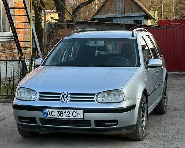 Серый Фольксваген Гольф, объемом двигателя 1.9 л и пробегом 300 тыс. км за 4100 $, фото 1 на Automoto.ua