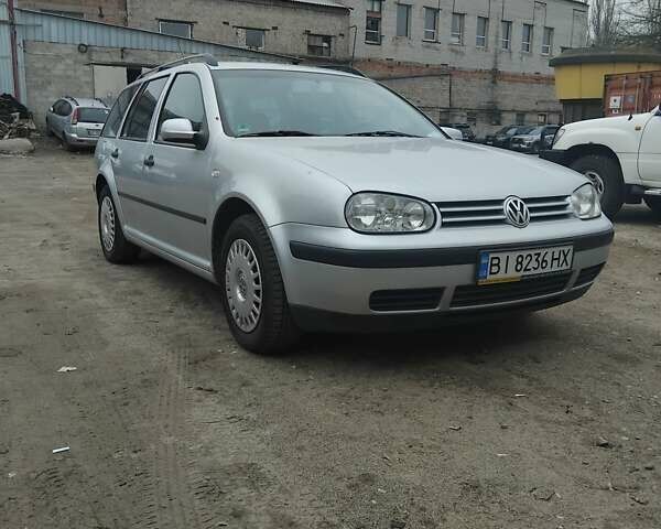 Сірий Фольксваген Гольф, об'ємом двигуна 1.59 л та пробігом 162 тис. км за 4500 $, фото 1 на Automoto.ua