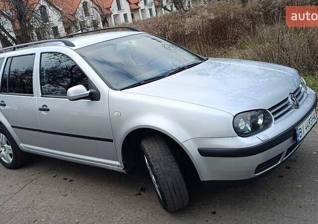 Серый Фольксваген Гольф, объемом двигателя 1.39 л и пробегом 240 тыс. км за 4200 $, фото 1 на Automoto.ua