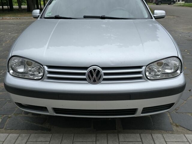 Сірий Фольксваген Гольф, об'ємом двигуна 1.6 л та пробігом 293 тис. км за 5500 $, фото 1 на Automoto.ua