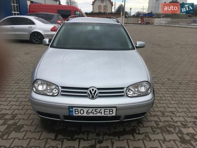 Серый Фольксваген Гольф, объемом двигателя 1.6 л и пробегом 172 тыс. км за 4500 $, фото 1 на Automoto.ua