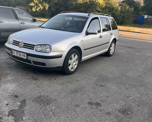 Серый Фольксваген Гольф, объемом двигателя 1.6 л и пробегом 227 тыс. км за 4350 $, фото 1 на Automoto.ua