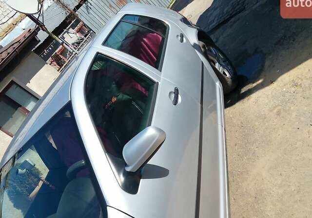 Серый Фольксваген Гольф, объемом двигателя 1.9 л и пробегом 260 тыс. км за 3600 $, фото 1 на Automoto.ua