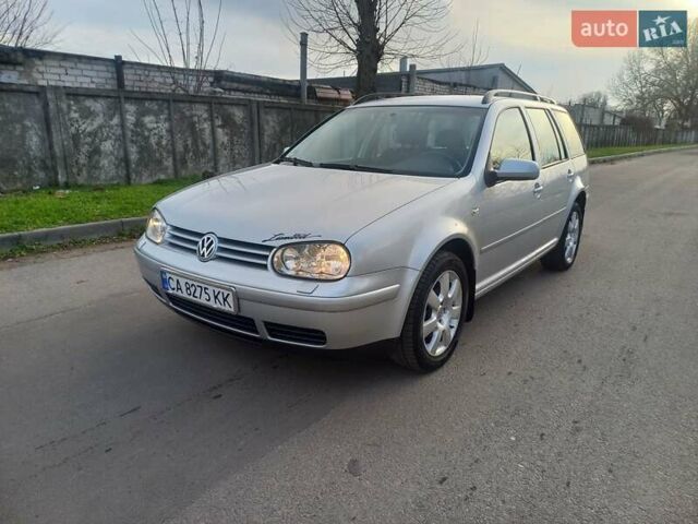 Серый Фольксваген Гольф, объемом двигателя 1.6 л и пробегом 308 тыс. км за 4950 $, фото 1 на Automoto.ua