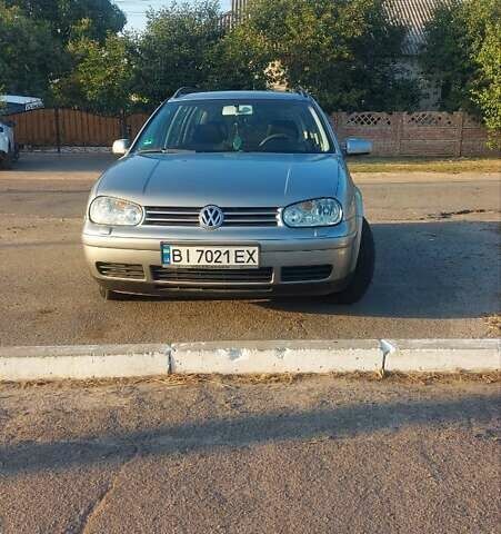 Серый Фольксваген Гольф, объемом двигателя 1.98 л и пробегом 231 тыс. км за 4350 $, фото 1 на Automoto.ua