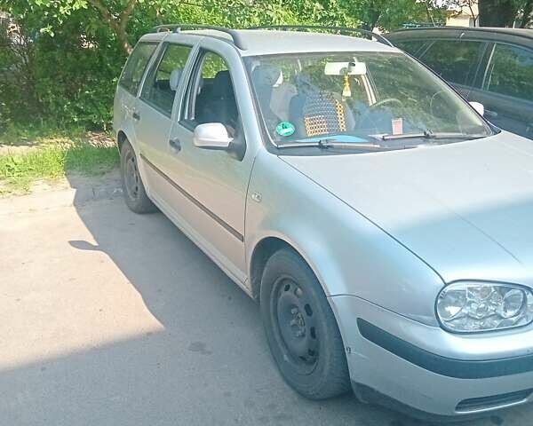 Серый Фольксваген Гольф, объемом двигателя 1.6 л и пробегом 222 тыс. км за 3800 $, фото 1 на Automoto.ua