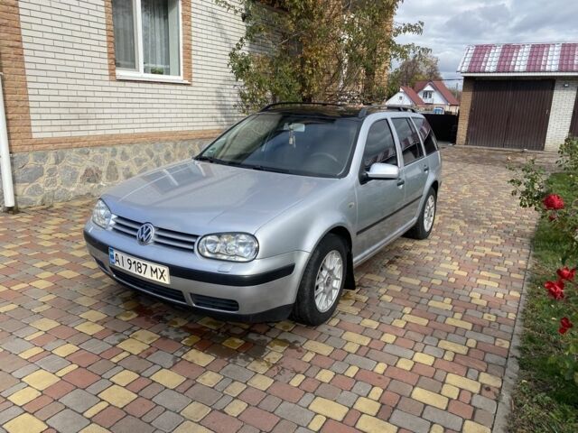 Сірий Фольксваген Гольф, об'ємом двигуна 1.6 л та пробігом 280 тис. км за 3200 $, фото 1 на Automoto.ua