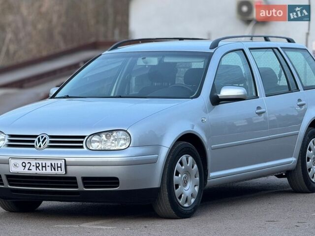 Серый Фольксваген Гольф, объемом двигателя 1.6 л и пробегом 199 тыс. км за 5400 $, фото 1 на Automoto.ua