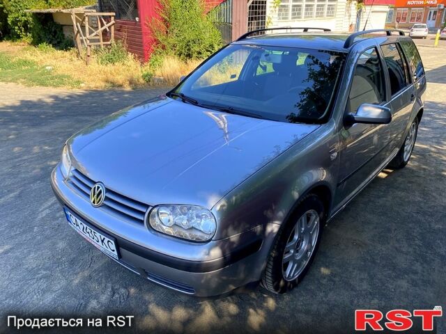 Серый Фольксваген Гольф, объемом двигателя 1.6 л и пробегом 144 тыс. км за 4500 $, фото 1 на Automoto.ua