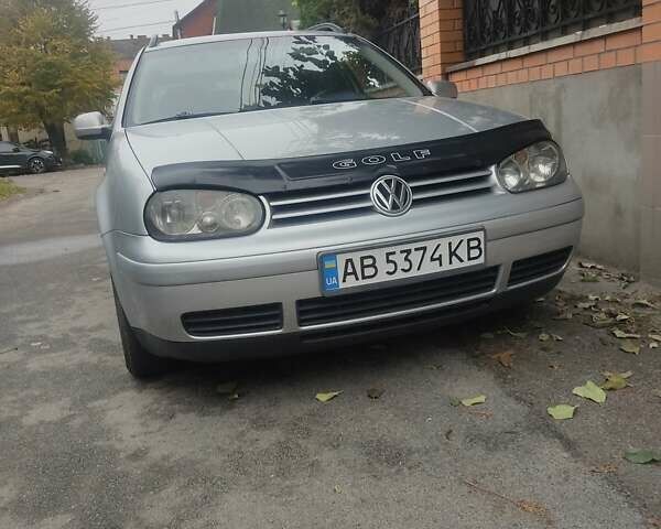 Фольксваген Гольф 2006 у Вінниці на Automoto.ua Сірий Фольксваген Гольф, об'ємом двигуна 1.39 л та пробігом 241 тис. км за 4600 $, фото 1 на Automoto.ua
