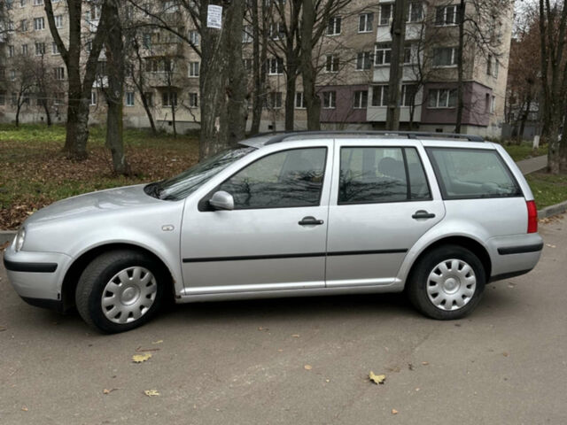 Сірий Фольксваген Гольф, об'ємом двигуна 1.6 л та пробігом 297 тис. км за 4300 $, фото 1 на Automoto.ua