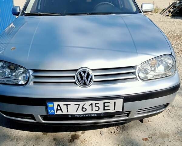 Сірий Фольксваген Гольф, об'ємом двигуна 1.6 л та пробігом 210 тис. км за 4950 $, фото 1 на Automoto.ua