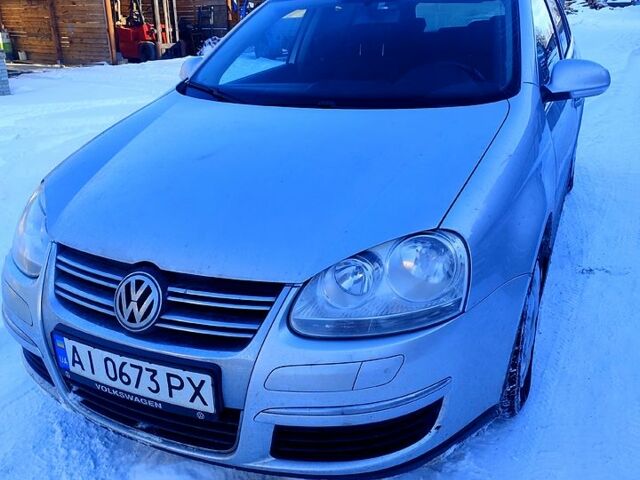 Серый Фольксваген Гольф, объемом двигателя 1.4 л и пробегом 207 тыс. км за 5300 $, фото 1 на Automoto.ua