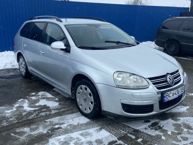 Сірий Фольксваген Гольф, об'ємом двигуна 1.6 л та пробігом 300 тис. км за 6300 $, фото 1 на Automoto.ua